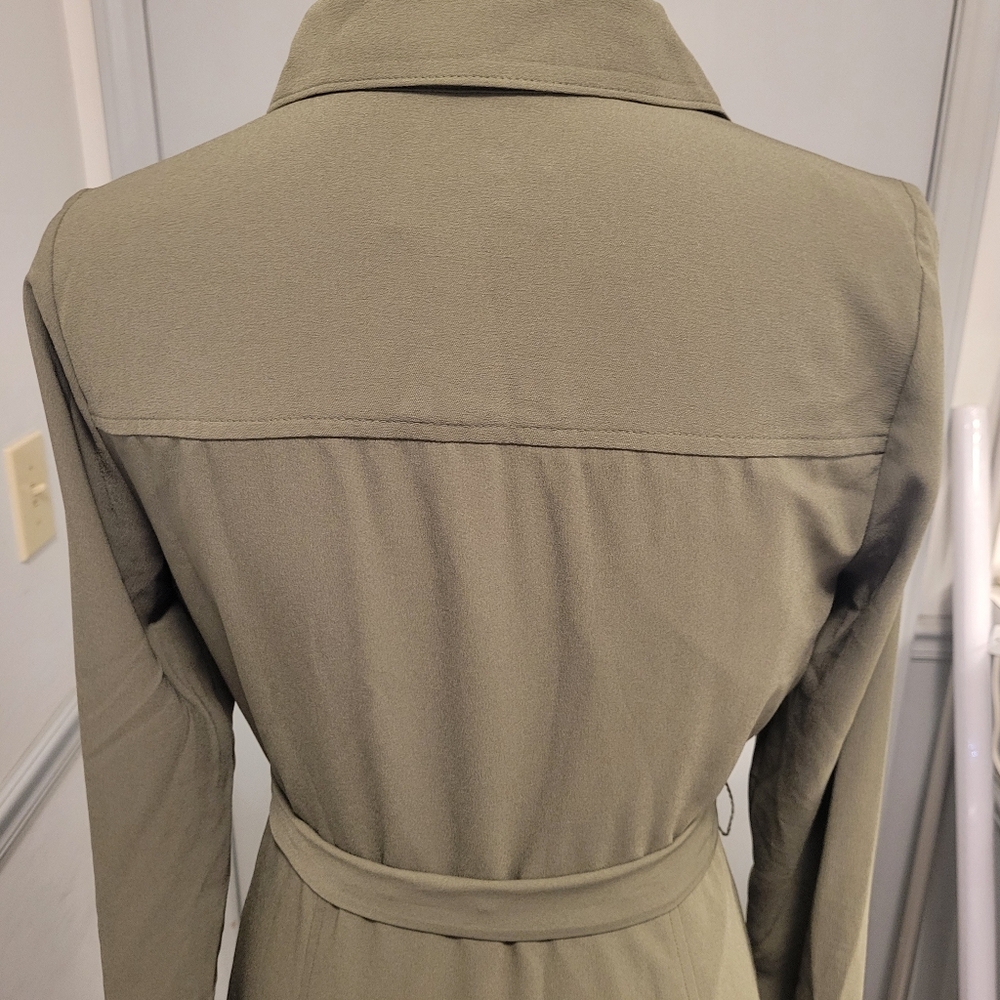 Rachel Parcell Olive Button Down Size S - Picture 6 of 7